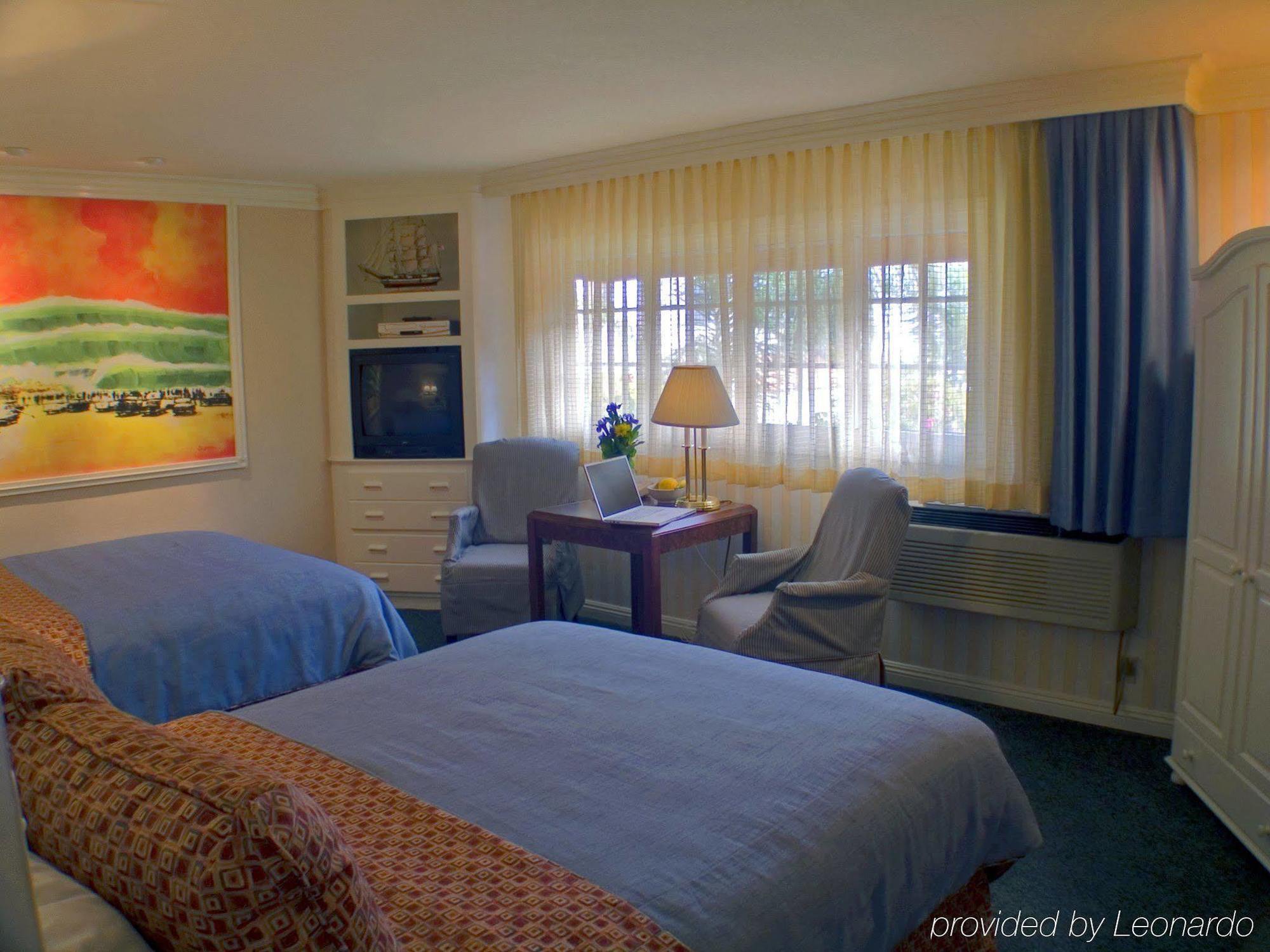 Bay Shores Peninsula Hotel นิวพอร์ทบีช ห้อง รูปภาพ